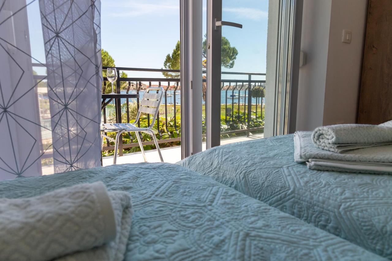 Villa Umag Seafront Extérieur photo
